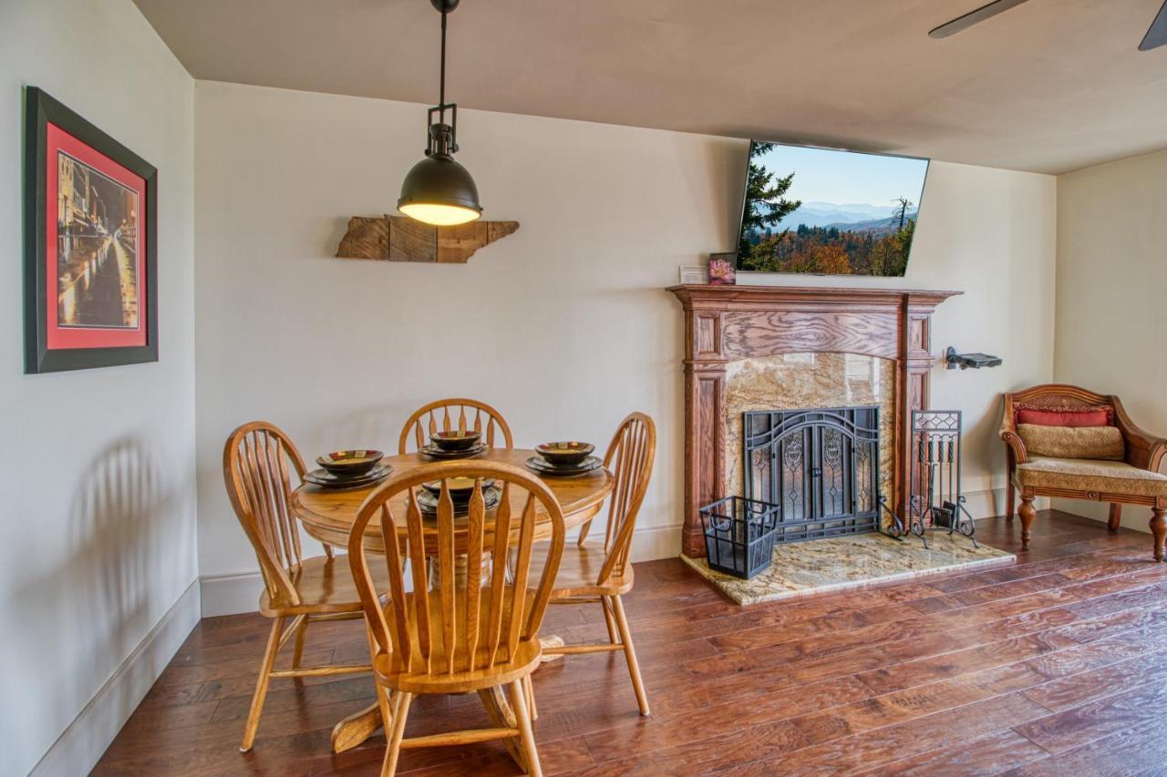 Breathtaking Sunsets, Views, Pool, Heaven Awaits! Gatlinburg Exterior foto